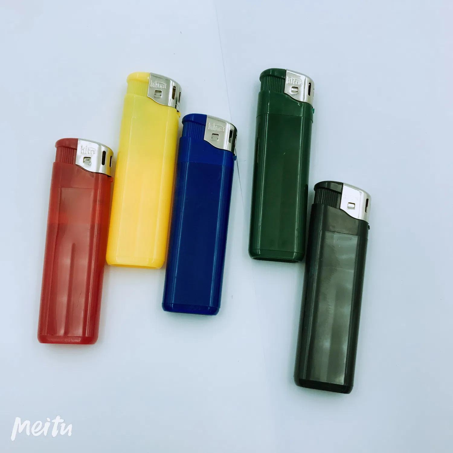 Custom Logo Refillable Electric Cigratte Smoking Flameless Charging Kitchen Lighter