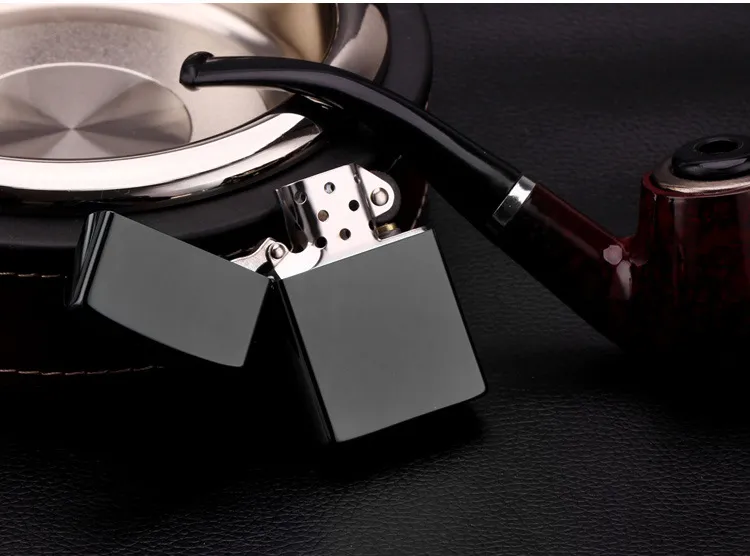 Customised Antique Brass Vintage Mini Souvenir Metal Smoking Oil Kerosene Lighter